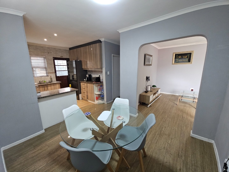 2 Bedroom Property for Sale in Ottery Western Cape